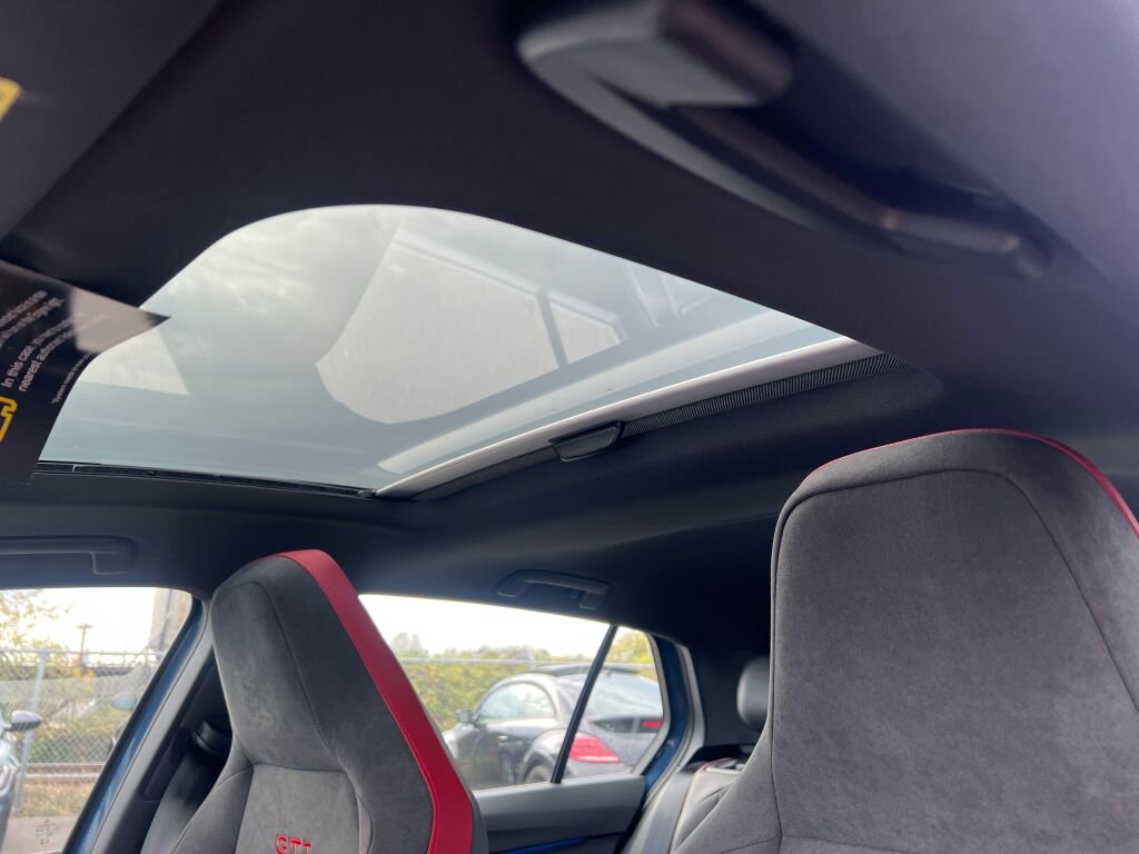 New 2025 Volkswagen GTI SE image 27