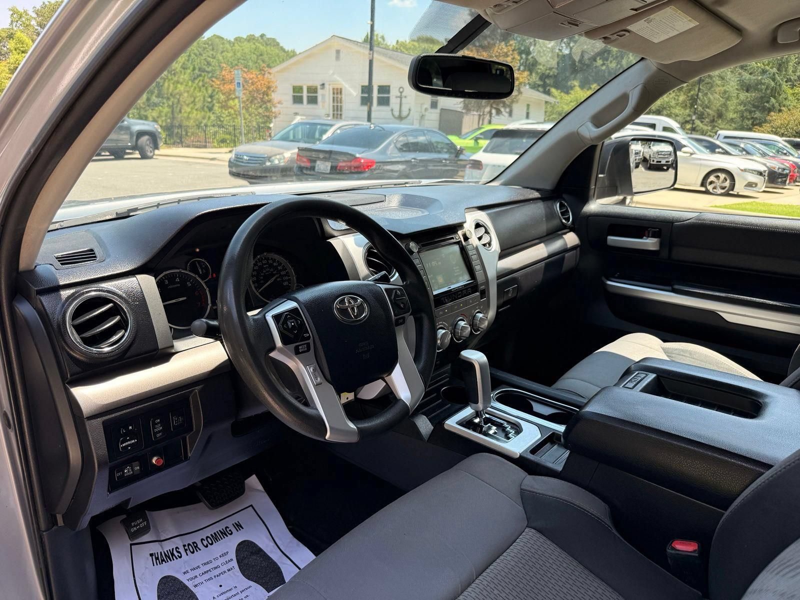 Used 2016 Toyota Tundra SR5 w/ SR5 Upgrade Package RWD image 19