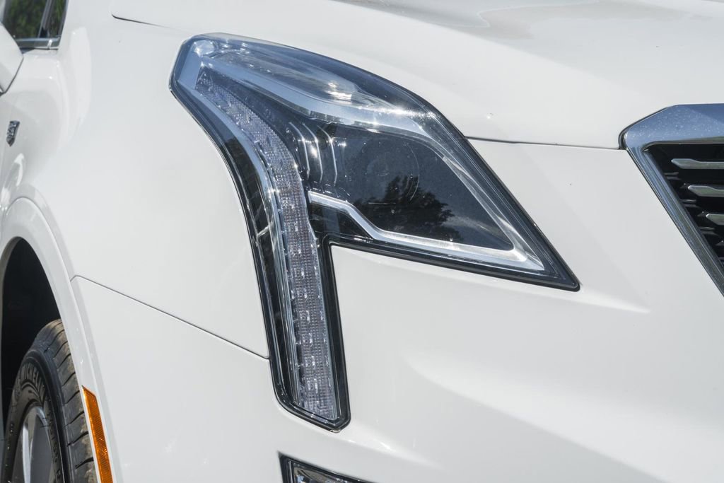 Used 2025 Cadillac XT5 Premium Luxury image 13