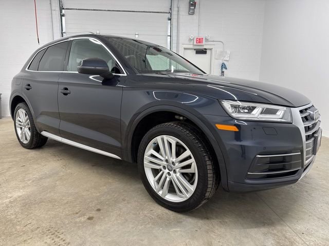Used 2018 Audi Q5 2.0T Premium Plus w/ Premium Plus Package image 3