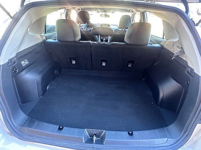 Used 2019 Subaru Impreza 2.0i Limited image 21