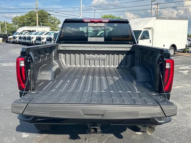 New 2026 GMC Sierra 2500 Denali w/ Denali Reserve Package AWD/4WD image 12