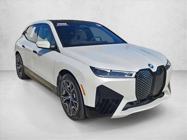 Used 2023 BMW iX xDrive50 w/ Premium Package image 3