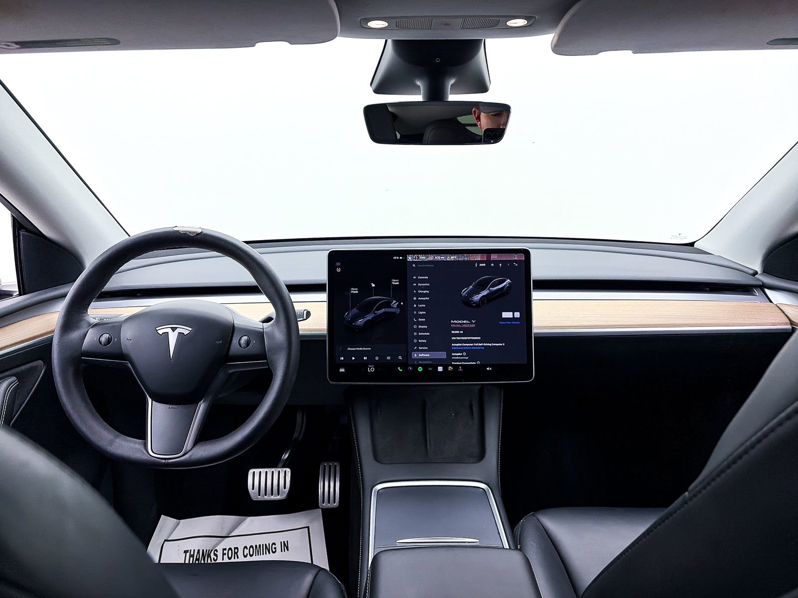 Used 2023 Tesla Model Y Performance image 3