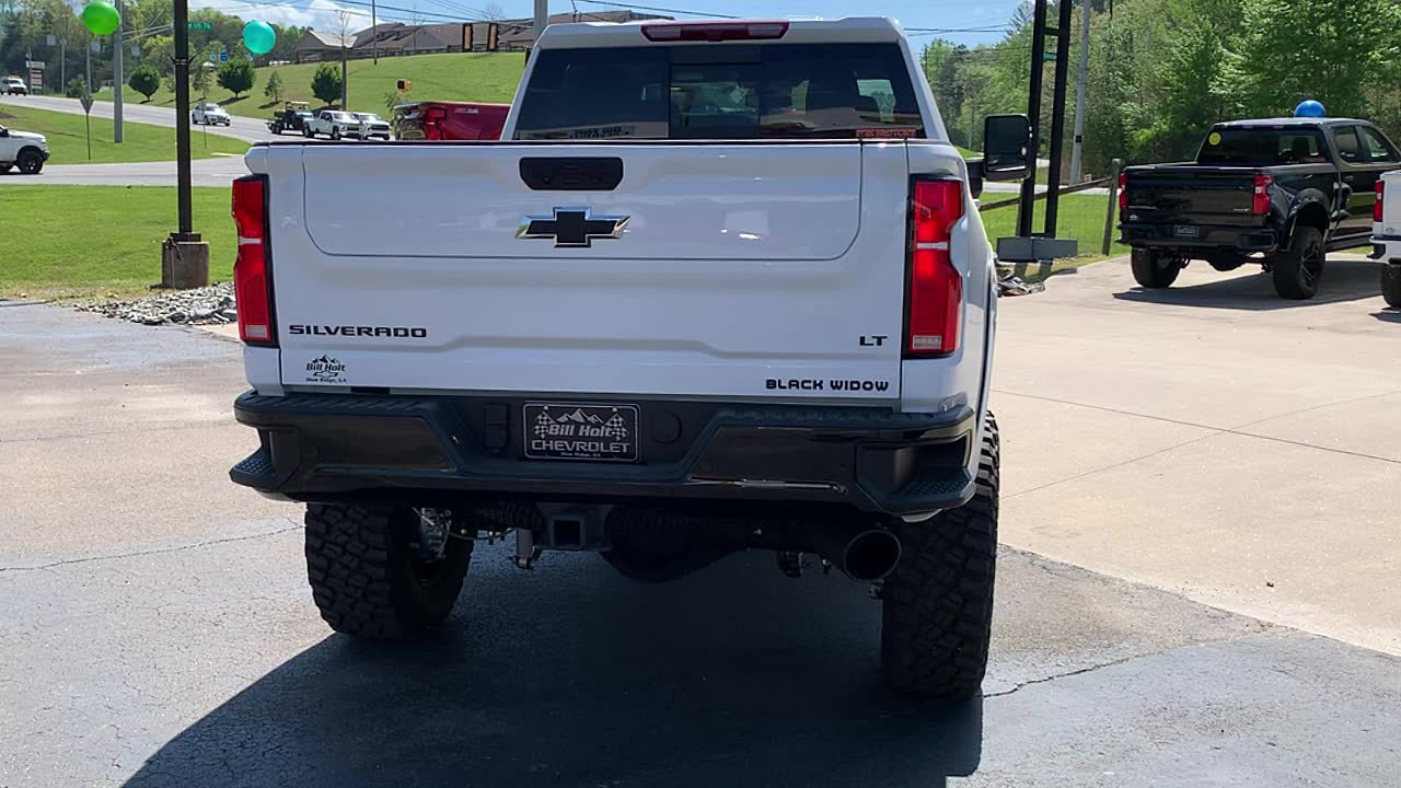 New 2025 Chevrolet Silverado 2500 LT w/ Trail Boss Package AWD/4WD image 4