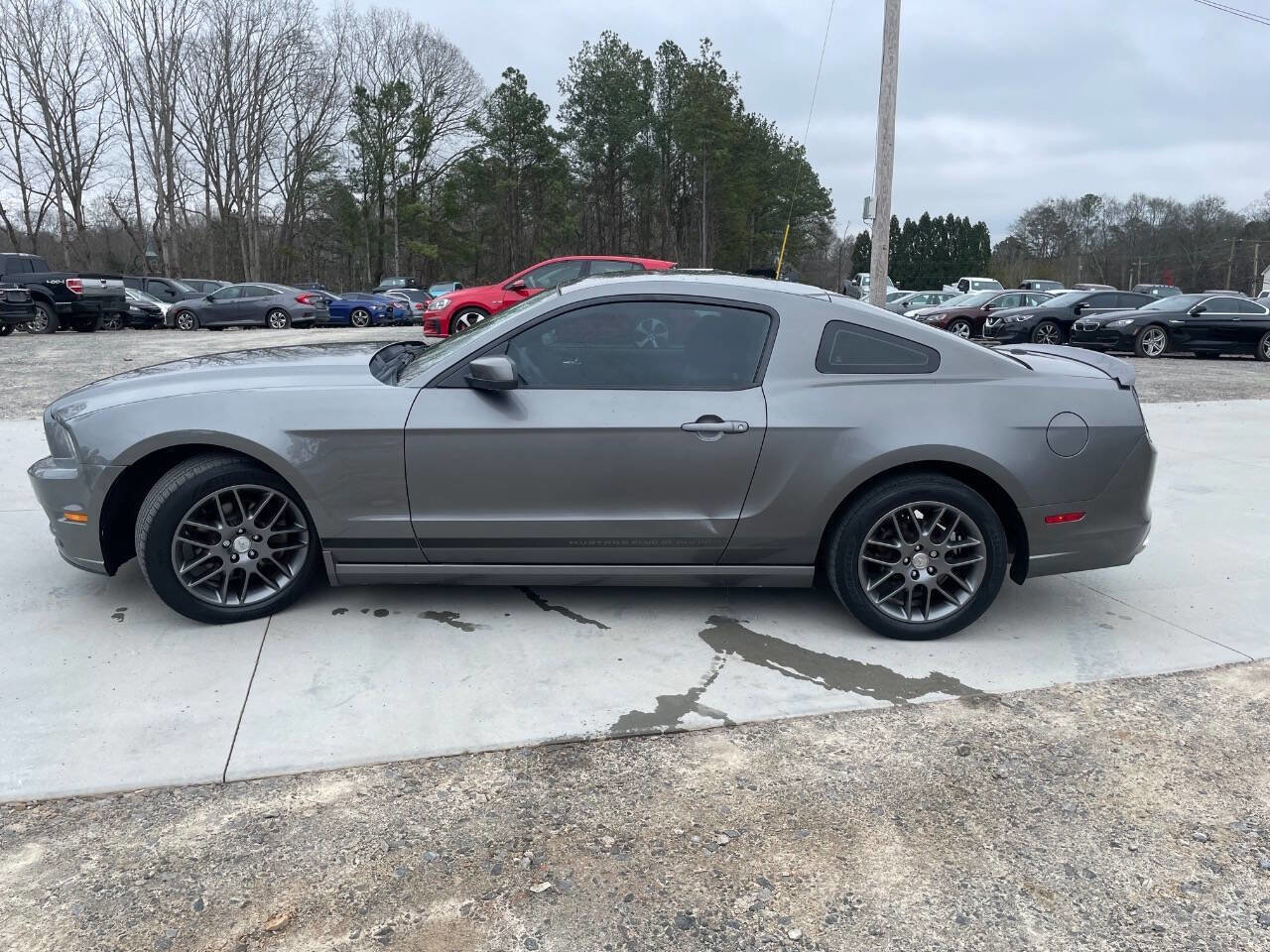 Used 2013 Ford Mustang Premium RWD image 20