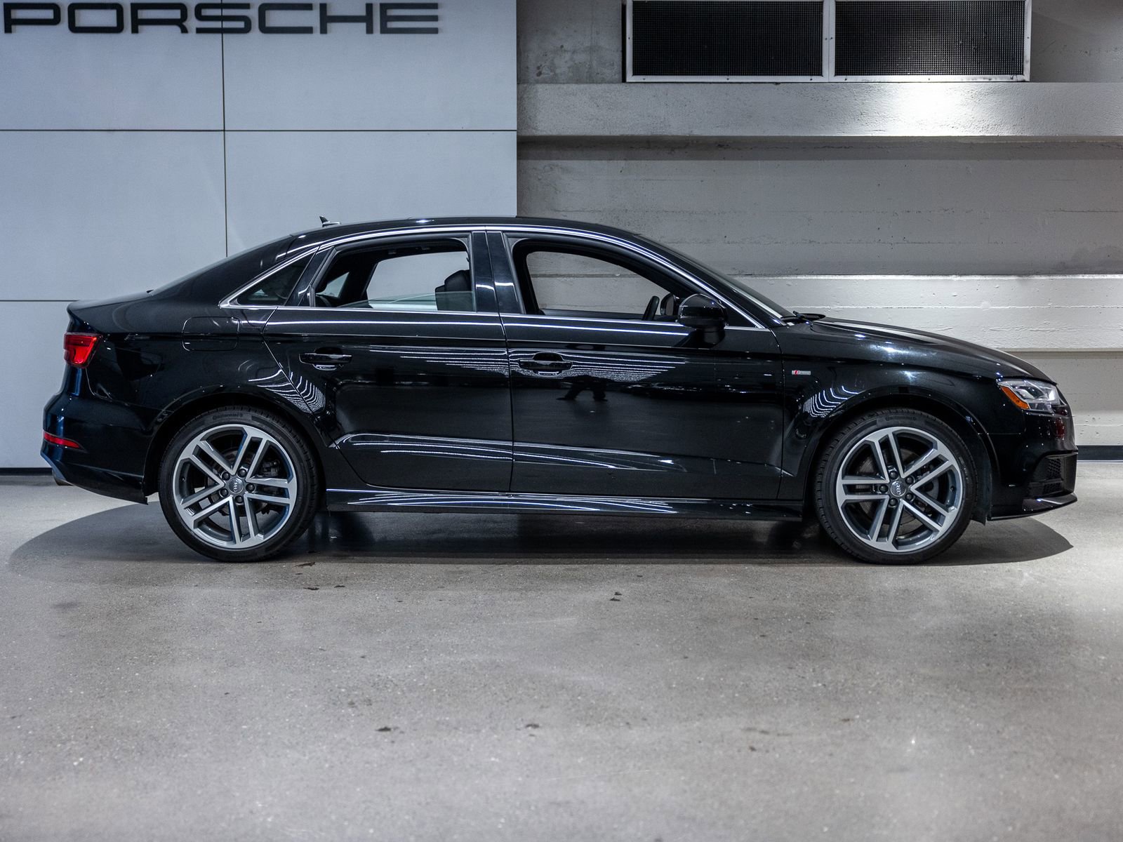 Used 2018 Audi A3 2.0T Premium Plus w/ Premium Plus Package image 9