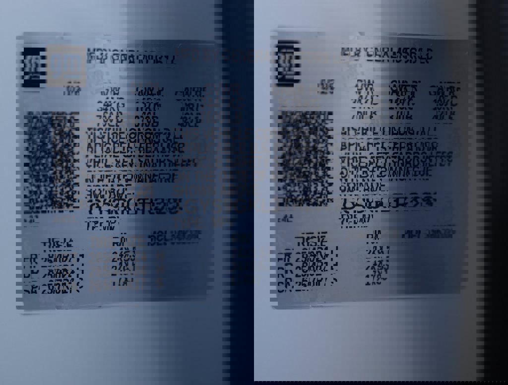 New 2026 Cadillac Escalade Platinum Sport w/ LPO, Floor Liner Package image 58