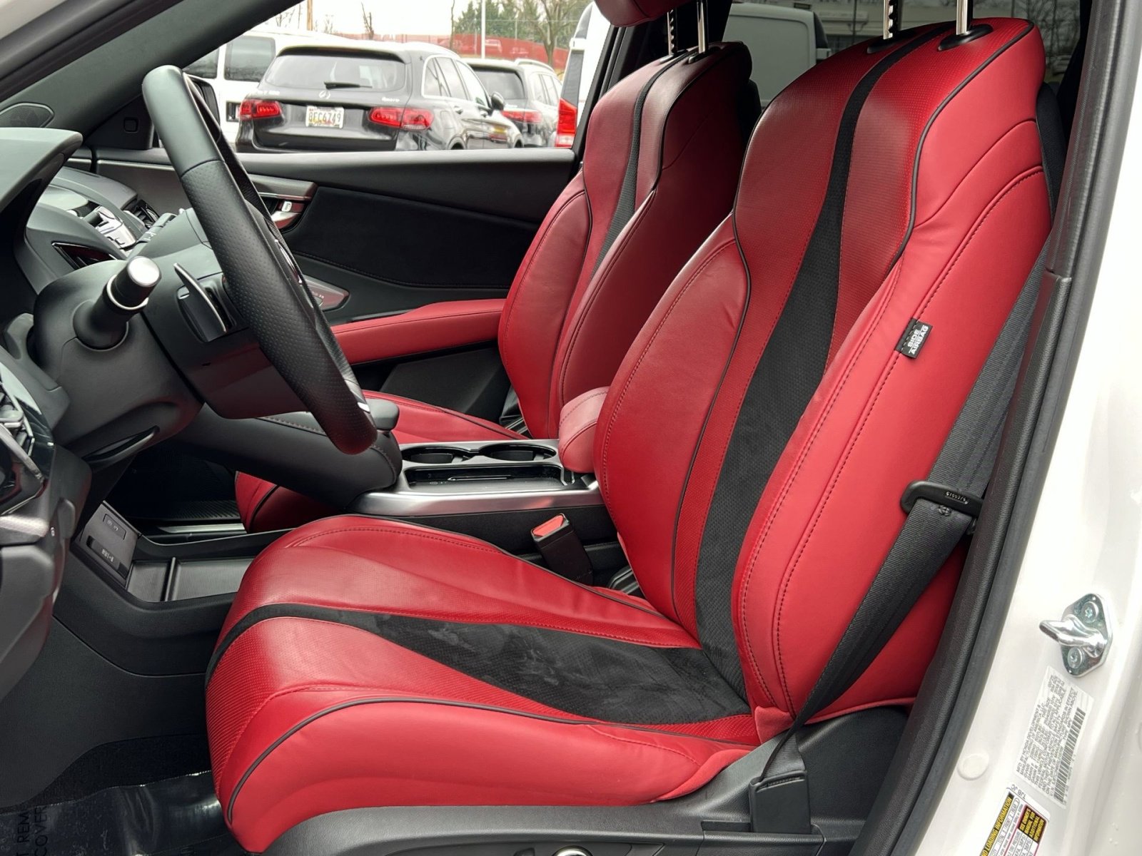 Used 2025 Acura RDX A-Spec image 11