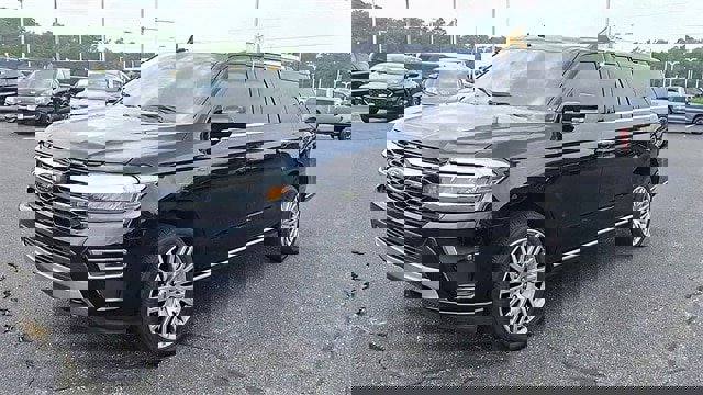 Certified 2022 Ford Expedition Max Limited image 4
