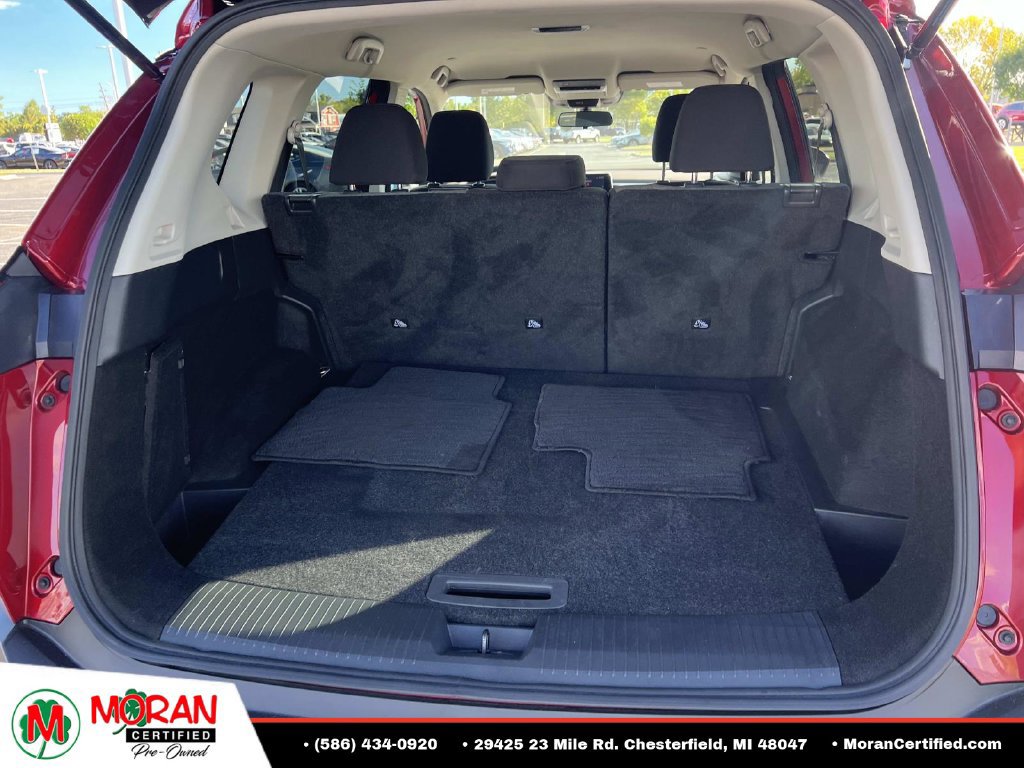Used 2023 Nissan Rogue SV AWD/4WD image 11