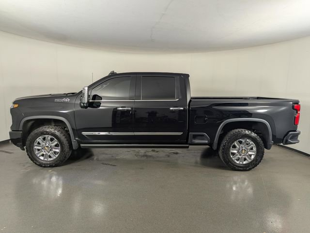 Used 2024 Chevrolet Silverado 2500 High Country w/ High Country Premium Package image 5