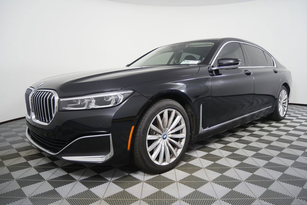 Used 2022 BMW 740i w/ Premium Package RWD image 7