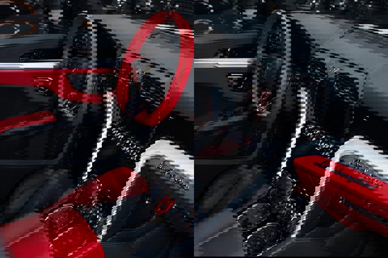 Used 2019 Lamborghini Urus image 59