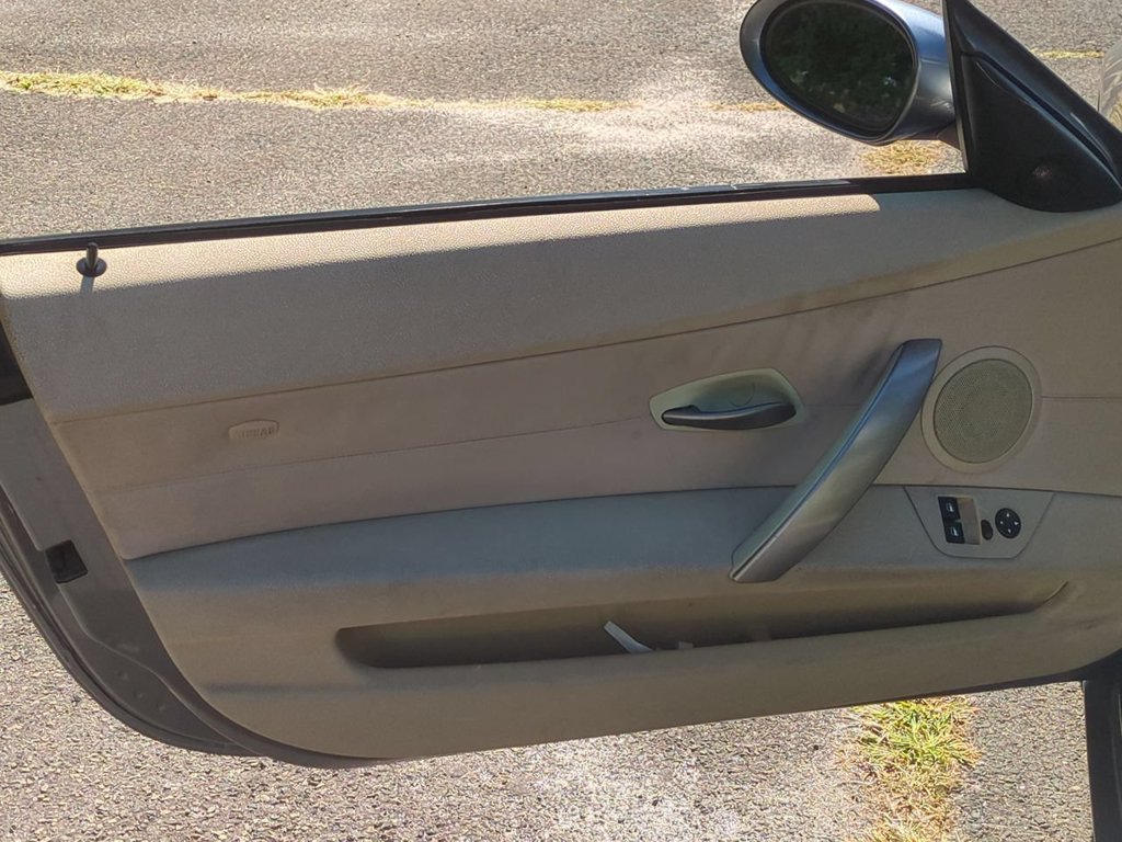 Used 2008 BMW Z4 3.0si RWD image 11