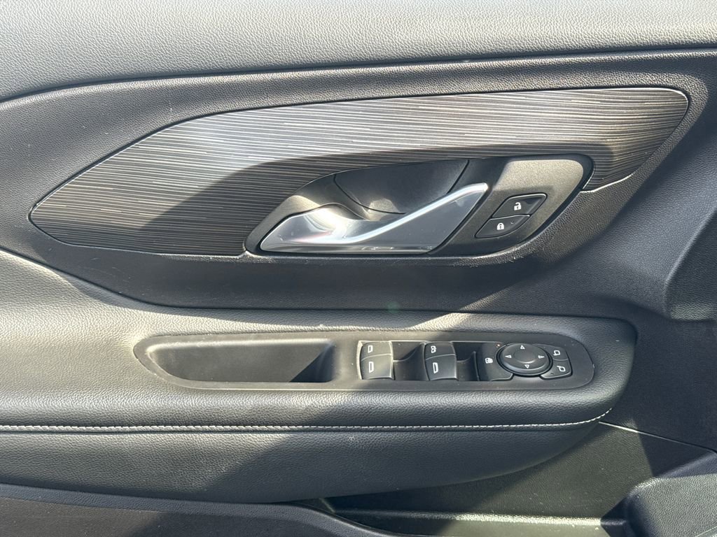 Certified 2024 GMC Terrain SLE w/ Driver Convenience Package image 17