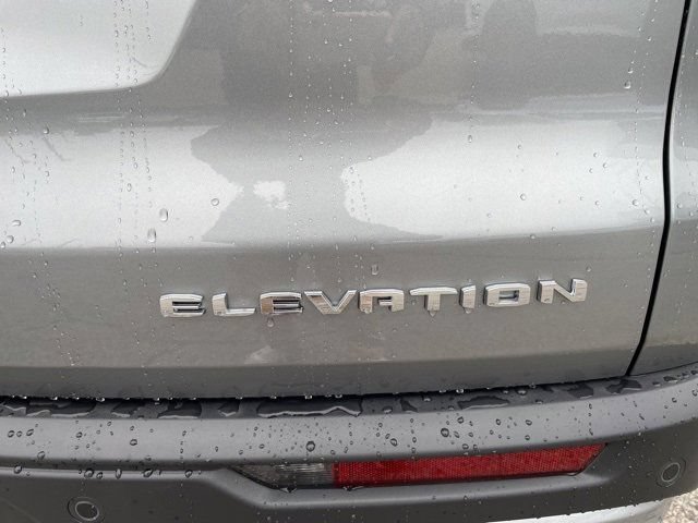 New 2026 GMC Acadia Elevation w/ Elevation Premium Package FWD image 9