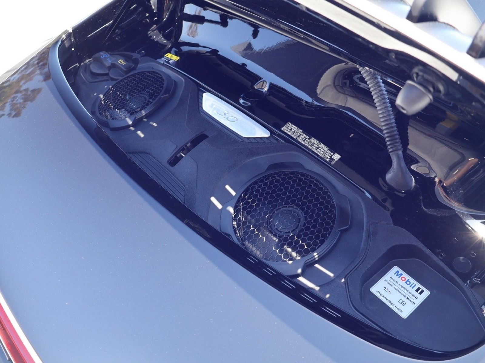Certified 2024 Porsche 911 Carrera T RWD image 21