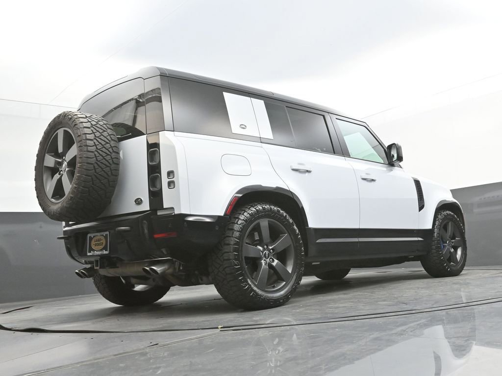 Used 2022 Land Rover Defender 110 V8 image 38