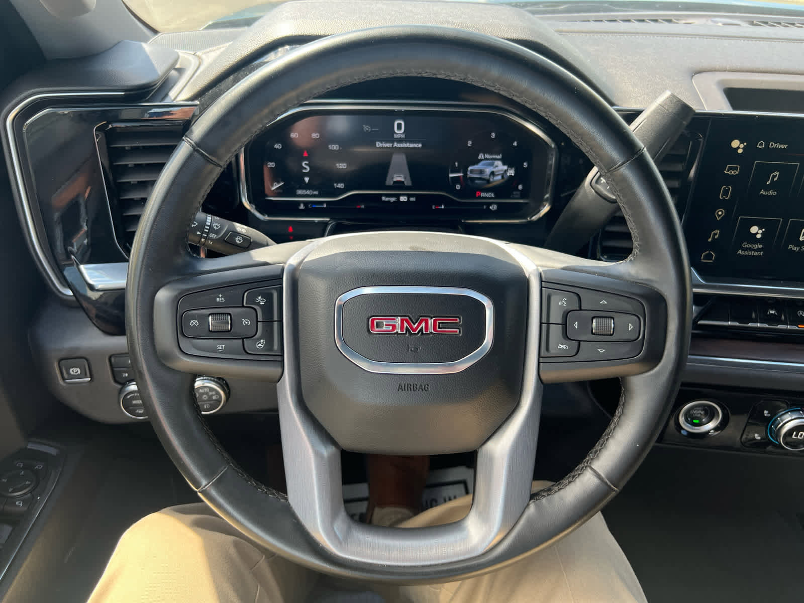 Used 2024 GMC Sierra 1500 SLT image 17