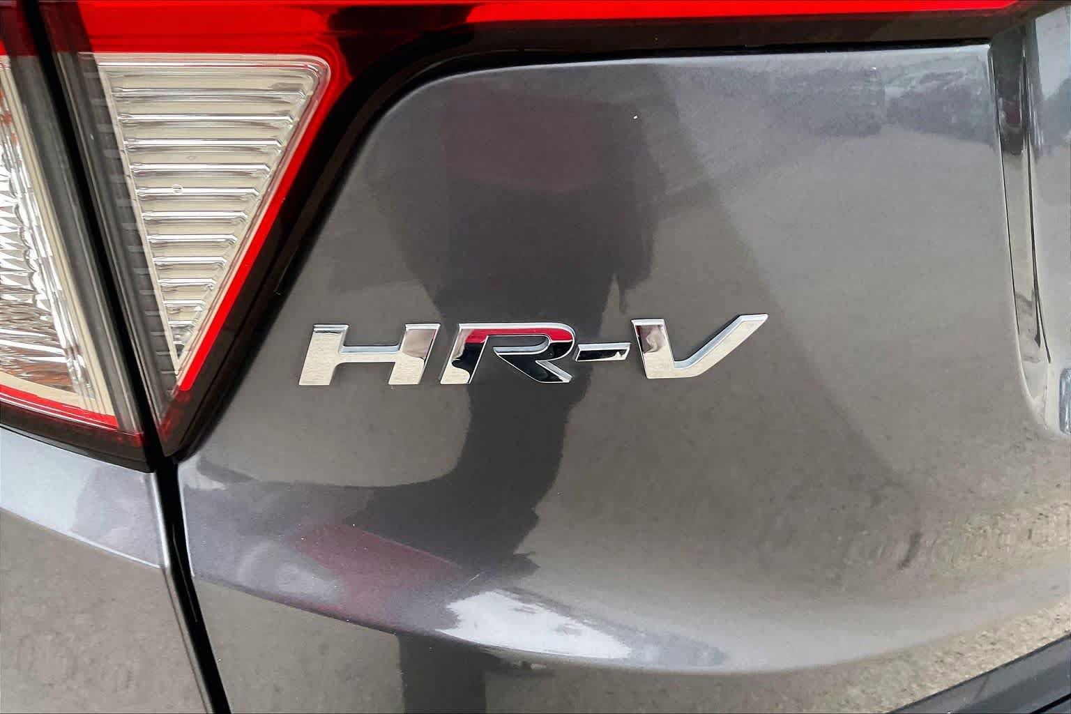 Used 2020 Honda HR-V Sport image 30