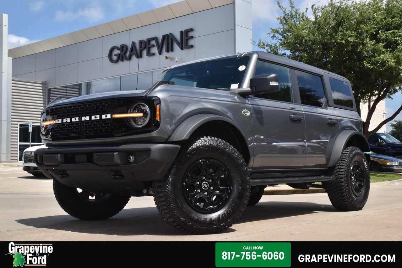 Certified 2022 Ford Bronco Wildtrak AWD/4WD image 1