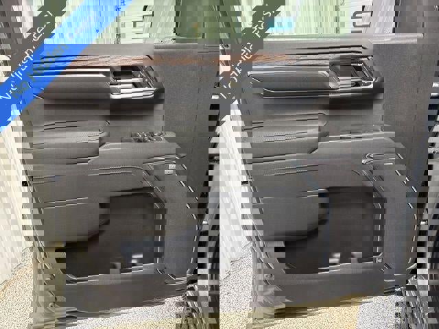 New 2026 GMC Sierra 1500 SLT w/ SLT Premium Plus Package image 9