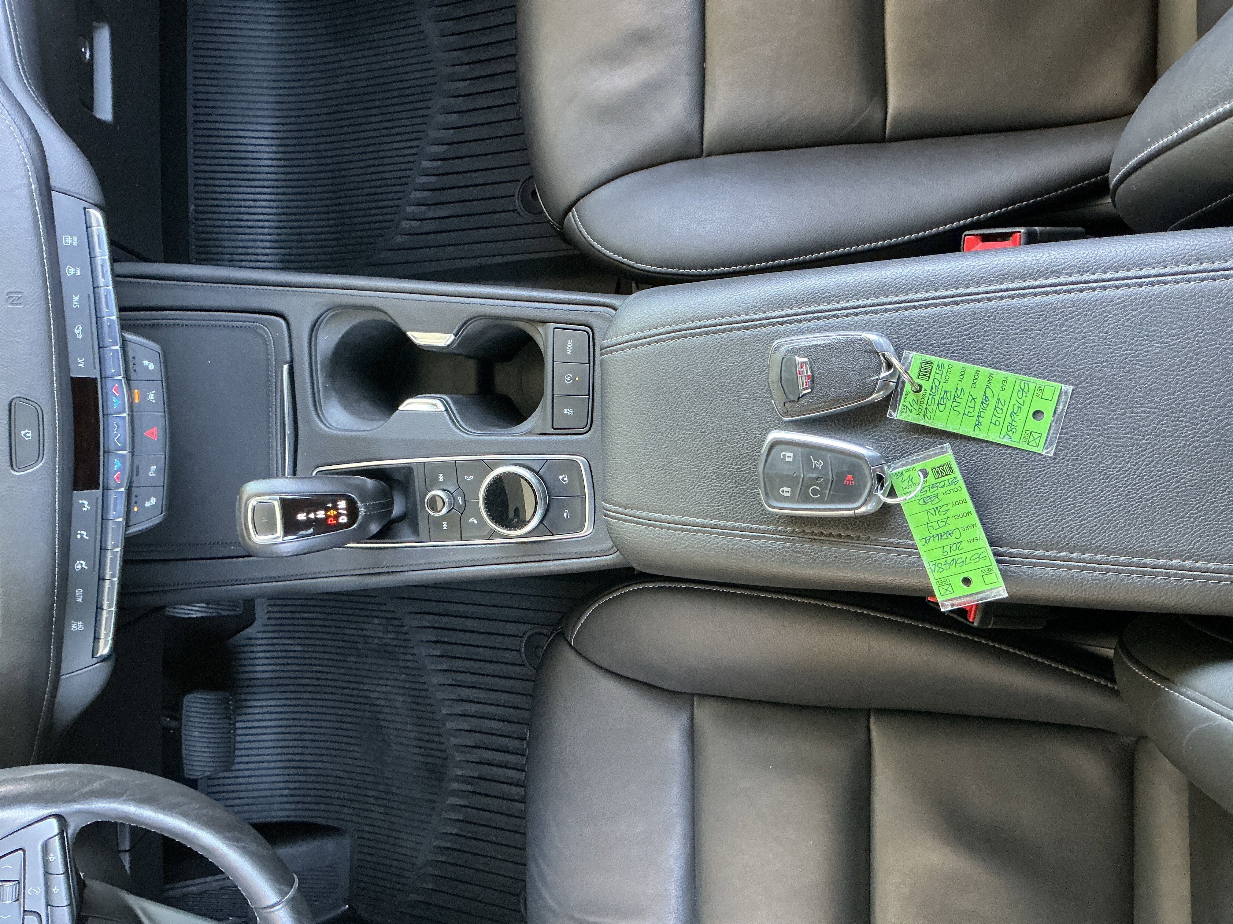 Used 2019 Cadillac XT4 Premium Luxury w/ Cold Weather Package image 11