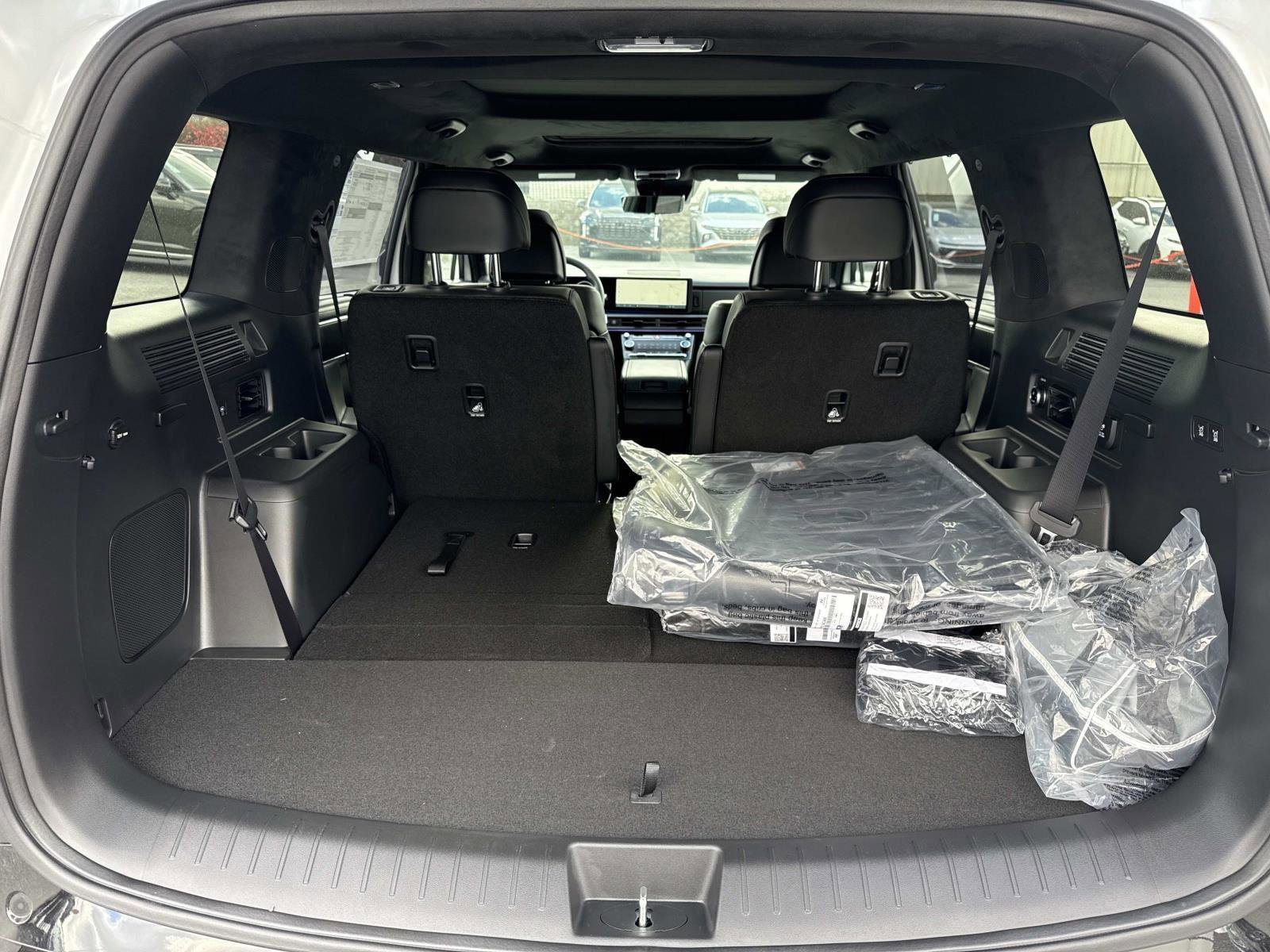 New 2025 Hyundai Santa Fe Calligraphy image 12