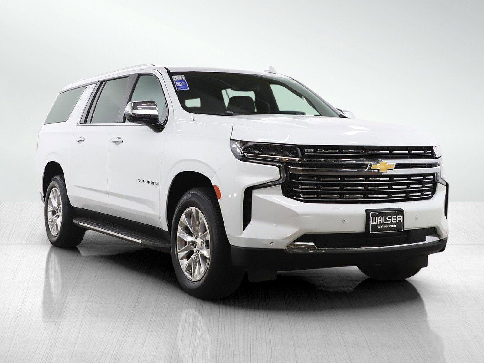 Used 2023 Chevrolet Suburban Premier AWD/4WD image 7