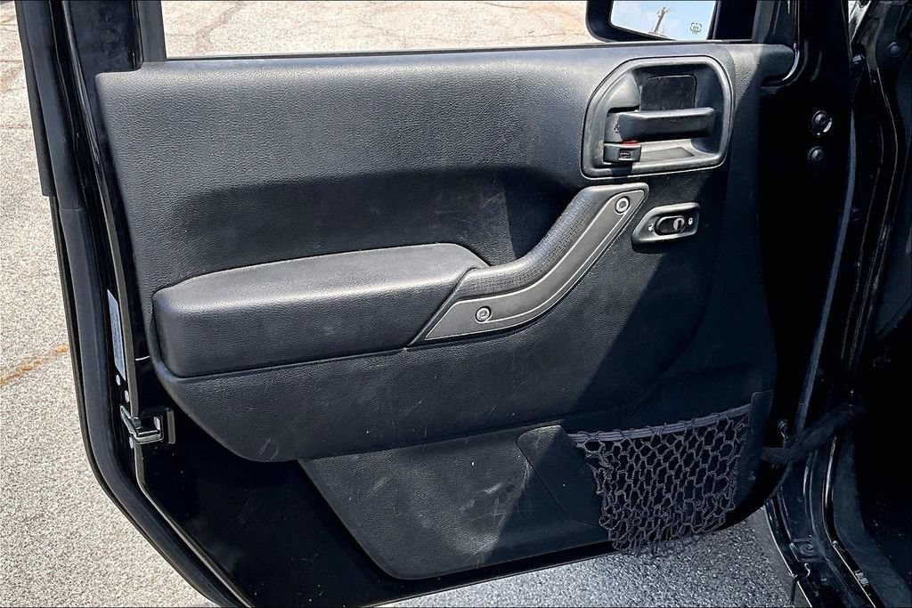 Used 2017 Jeep Wrangler Unlimited Sport w/ Quick Order Package 24S AWD/4WD image 22