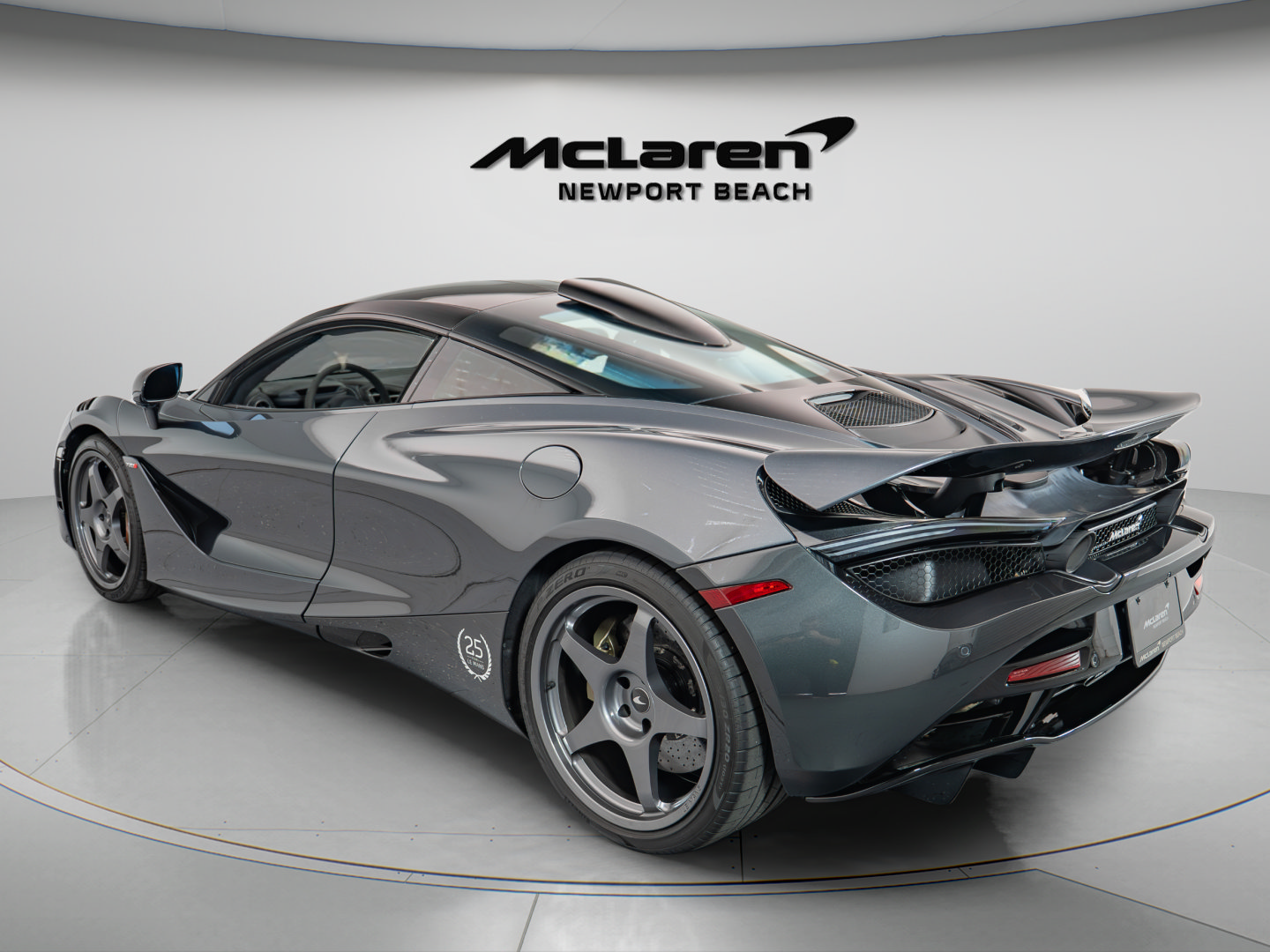 Used 2021 McLaren 720S RWD image 4