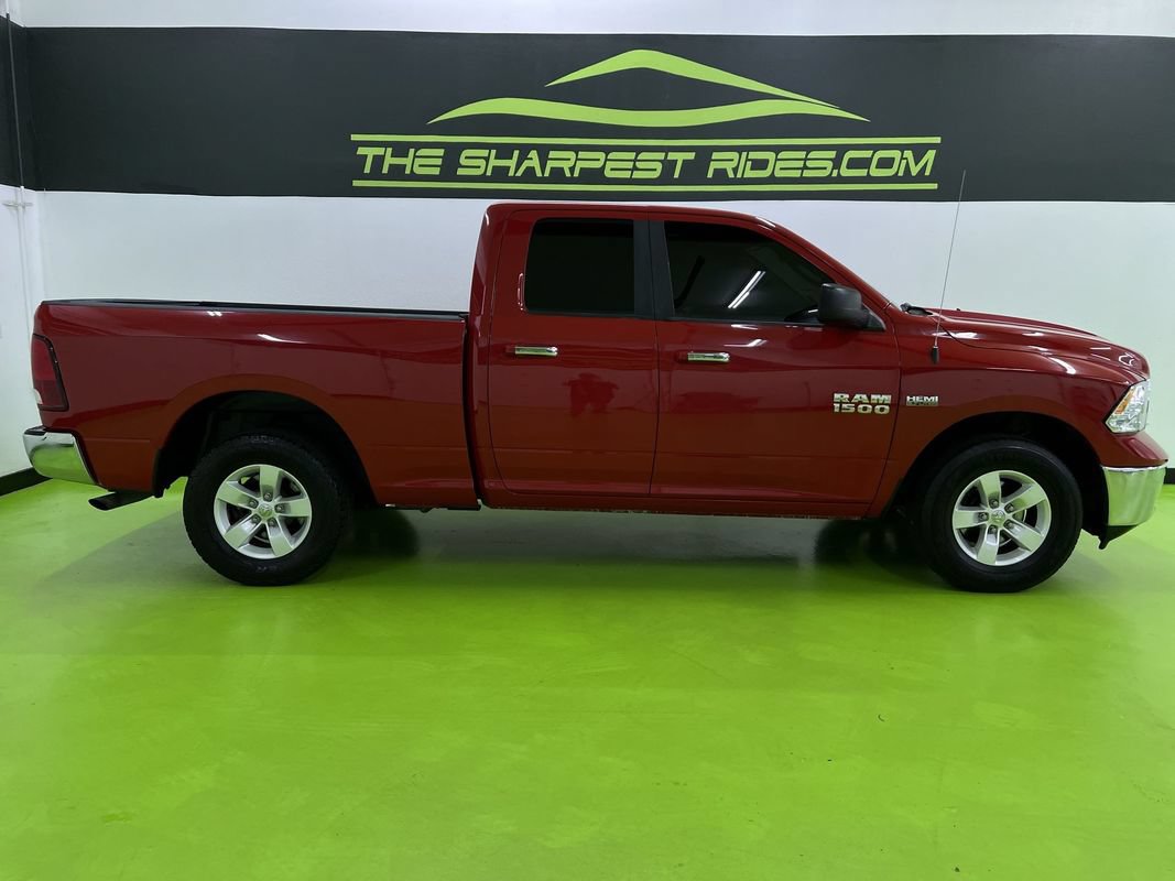 Used 2017 RAM 1500 Classic SLT AWD/4WD image 11