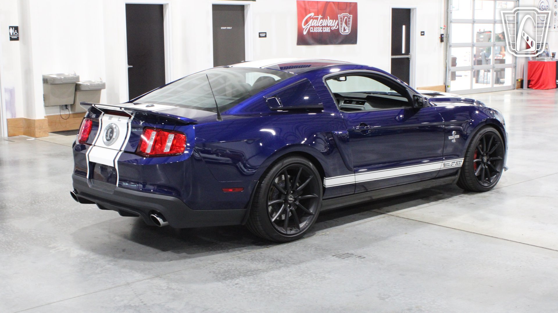 Used 2011 Ford Mustang Shelby GT500 w/ Electronics Pkg RWD image 16