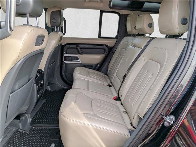 Used 2020 Land Rover Defender 110 HSE image 17