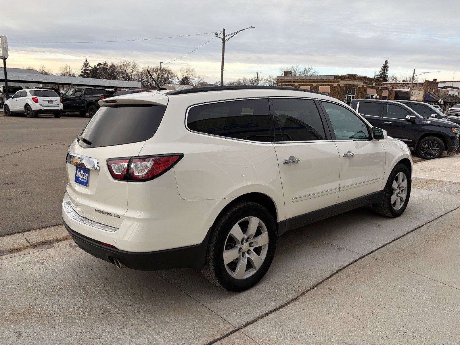 Used 2015 Chevrolet Traverse LTZ image 5