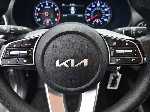 Used 2024 Kia Forte LXS w/ LXS Technology Package image 14