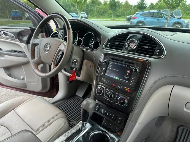 Used 2017 Buick Enclave Leather FWD image 38