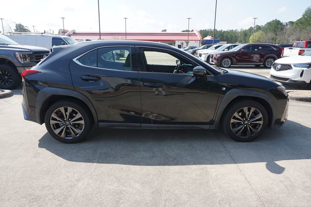 Used 2019 Lexus UX 200 F Sport w/ F Sport Premium Package image 21