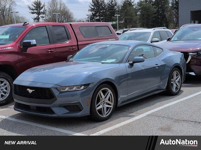 Used 2024 Ford Mustang Premium image 1