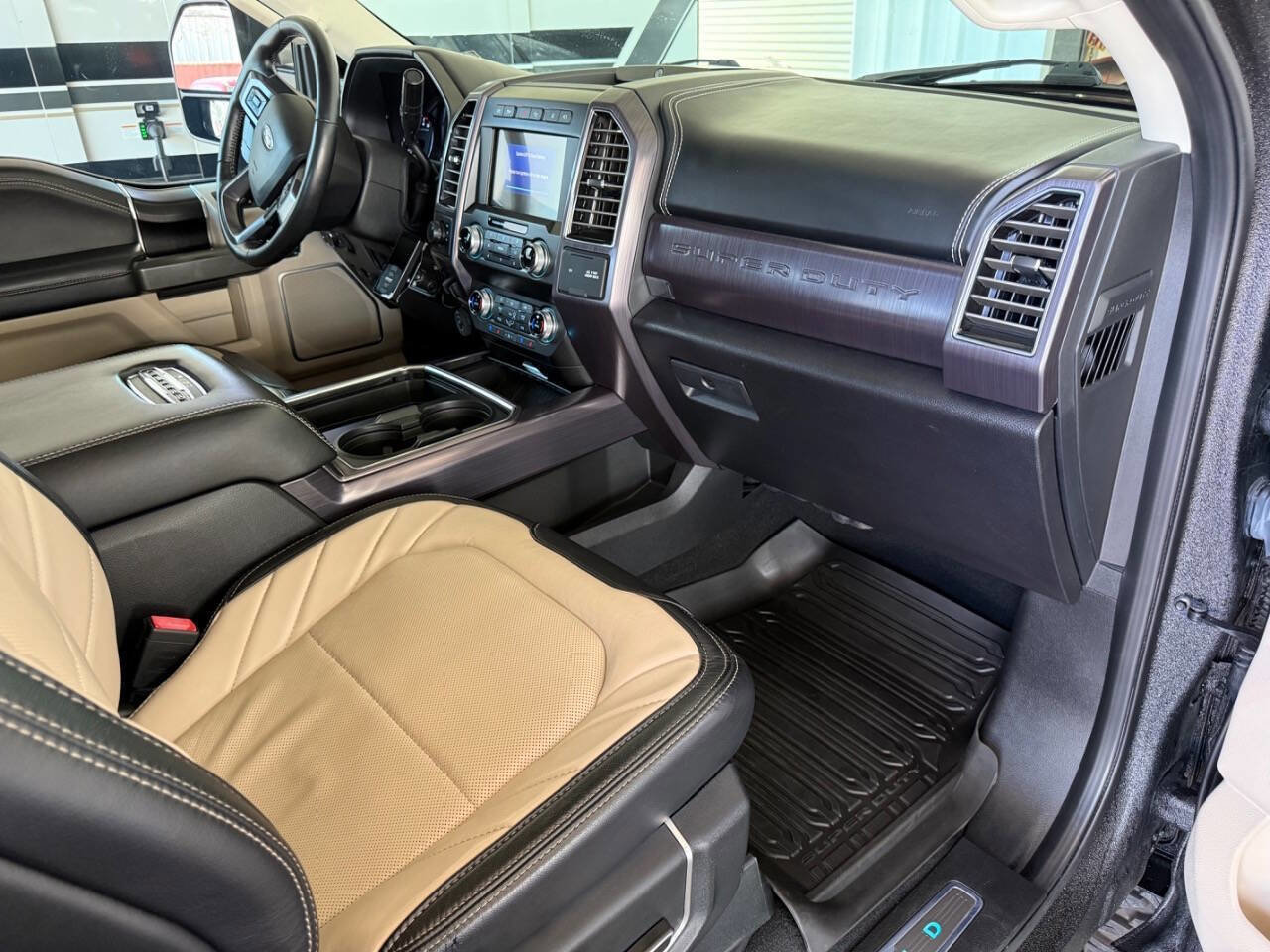 Used 2020 Ford F450 Limited w/ FX4 Off-Road Package image 21