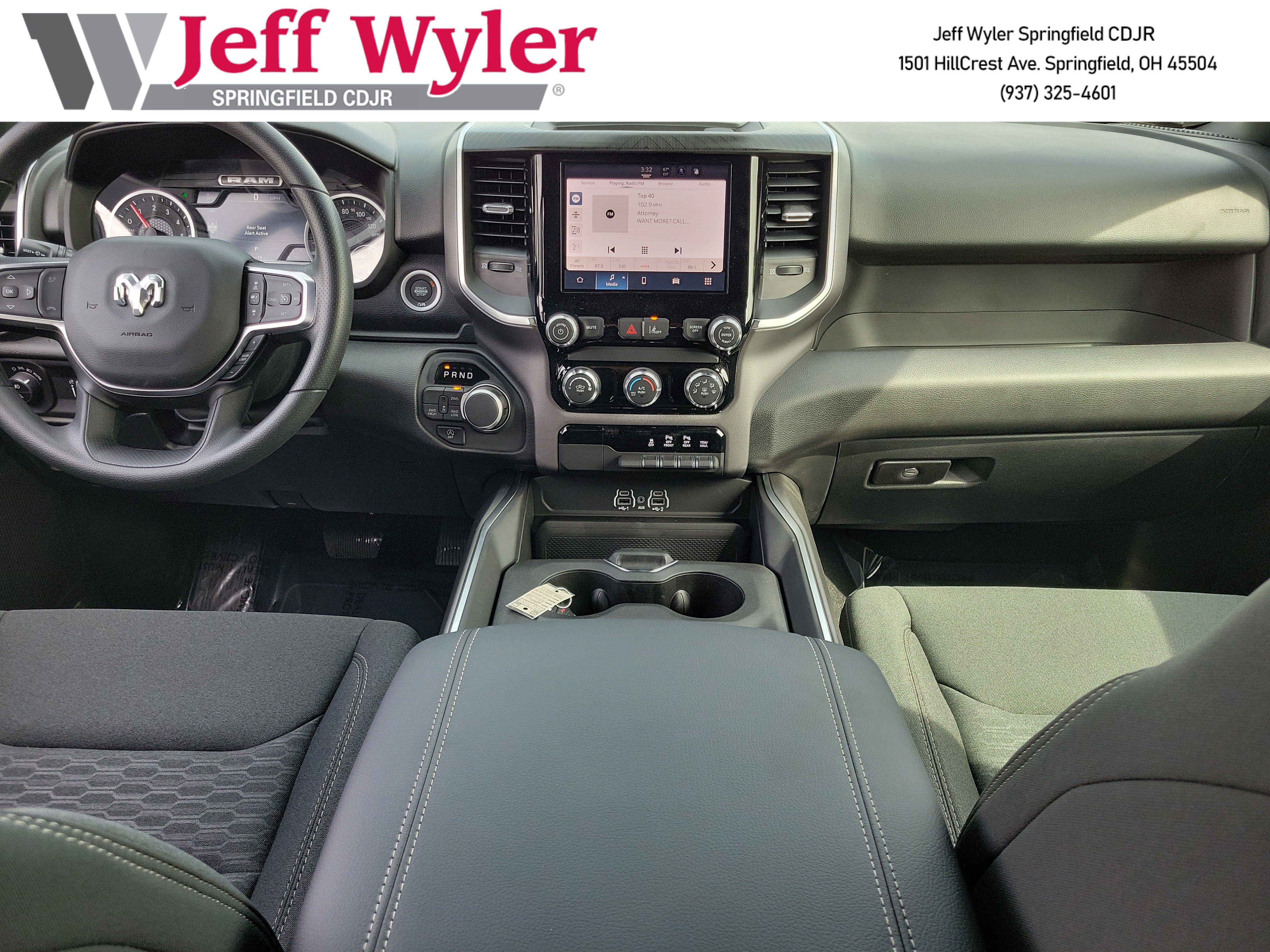 New 2026 RAM 1500 Express AWD/4WD image 7
