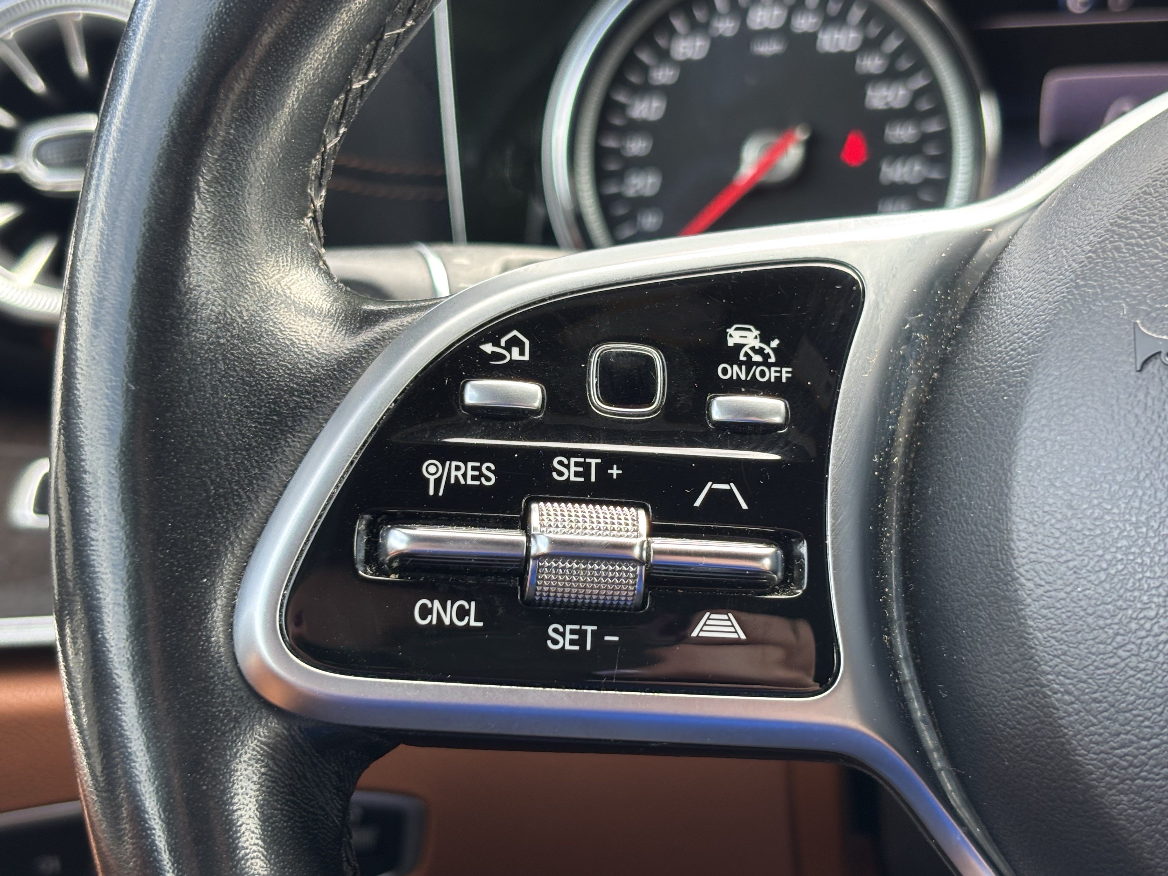 Used 2019 Mercedes-Benz E 450 Cabriolet image 19
