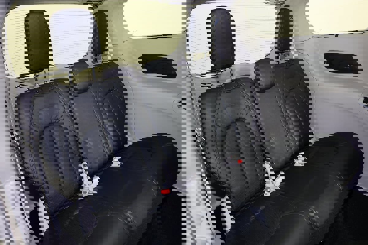 Used 2019 Chrysler Pacifica Limited w/ Tire & Wheel Group image 43