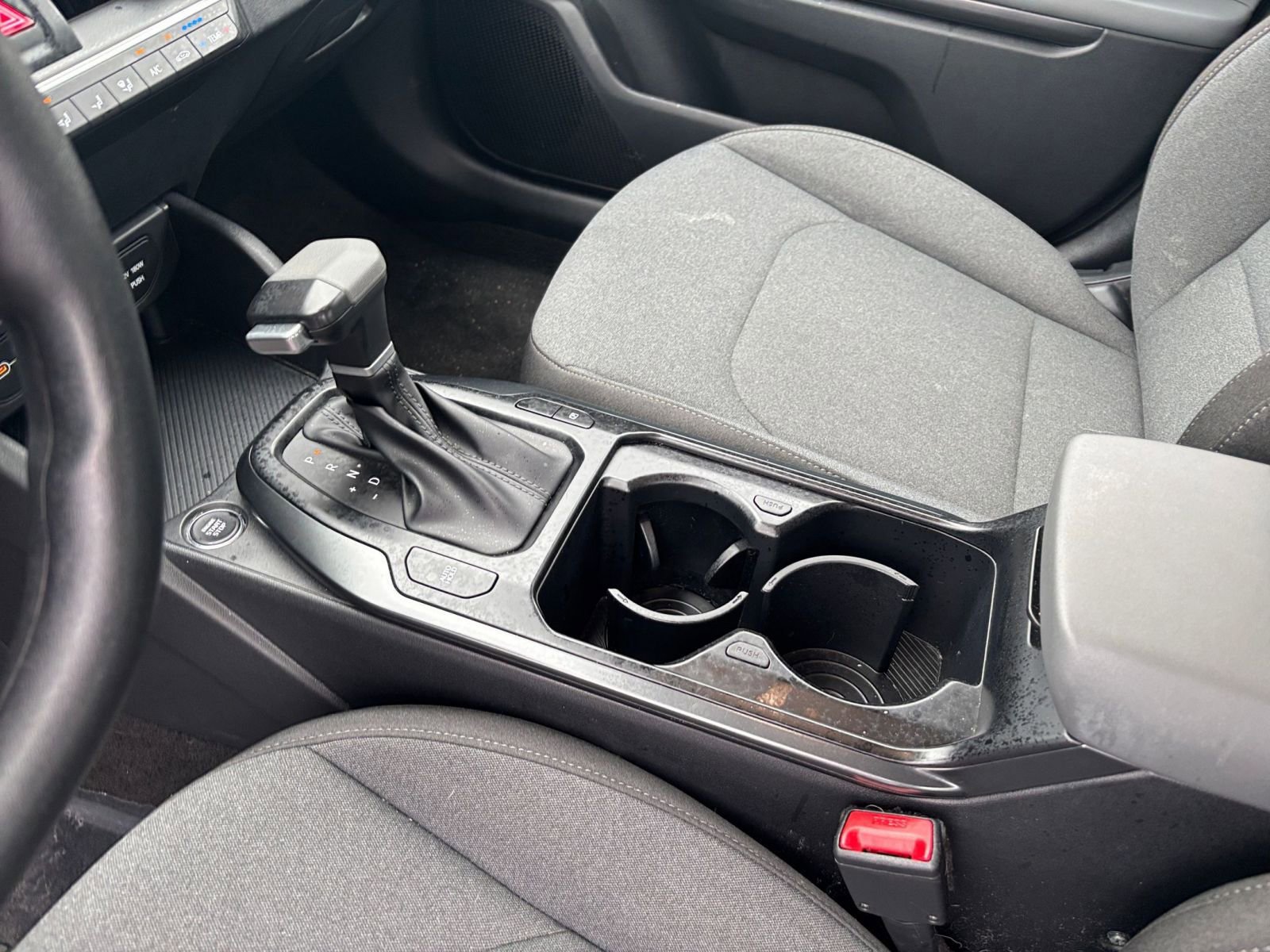 Used 2025 Kia K4 FWD image 36