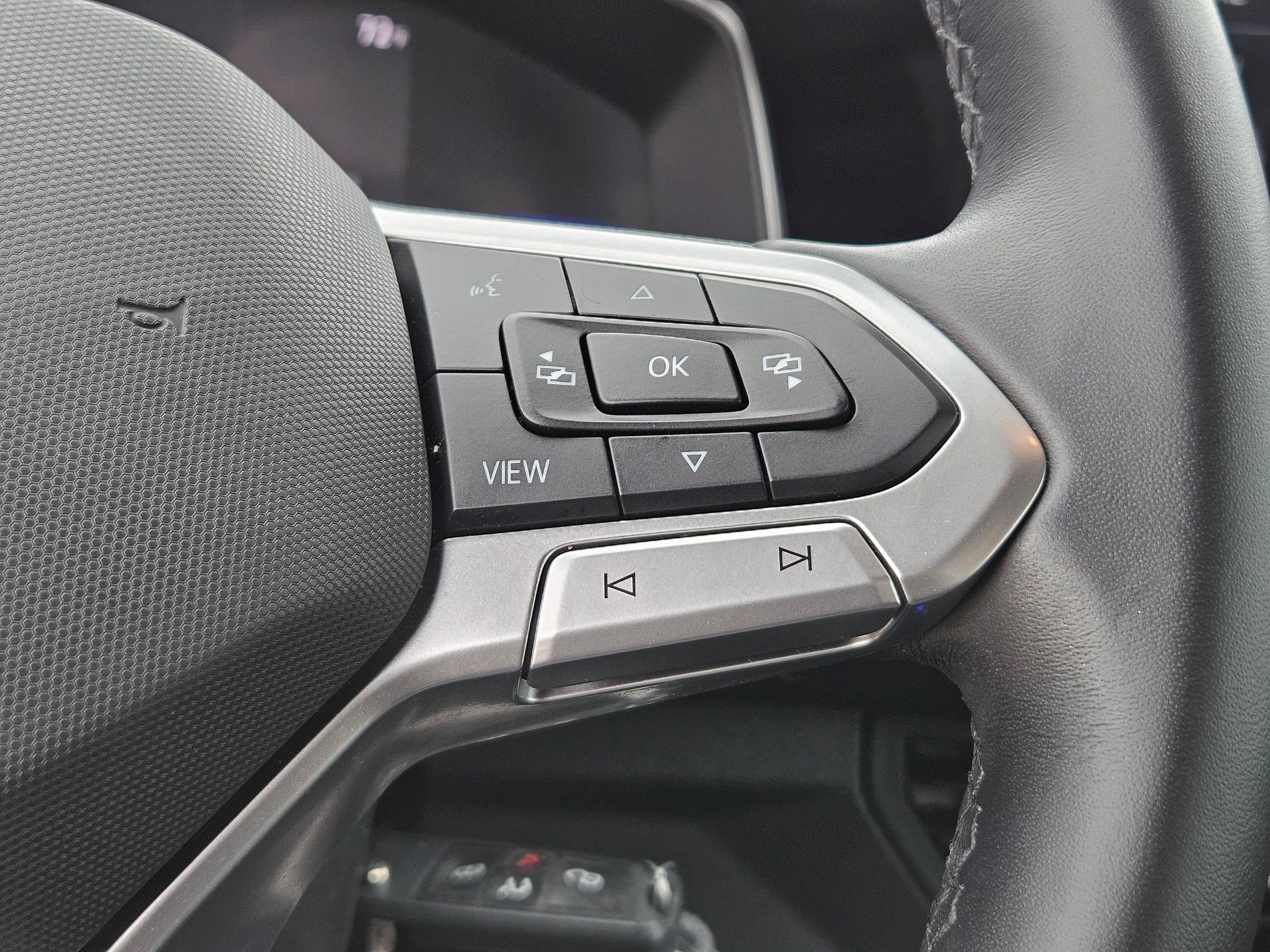 Used 2025 Volkswagen Jetta Sport image 16