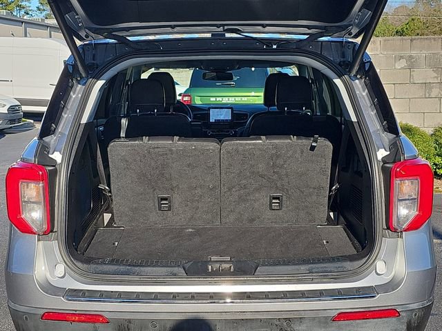 Used 2021 Ford Explorer Limited w/ Equipment Group 301A image 13