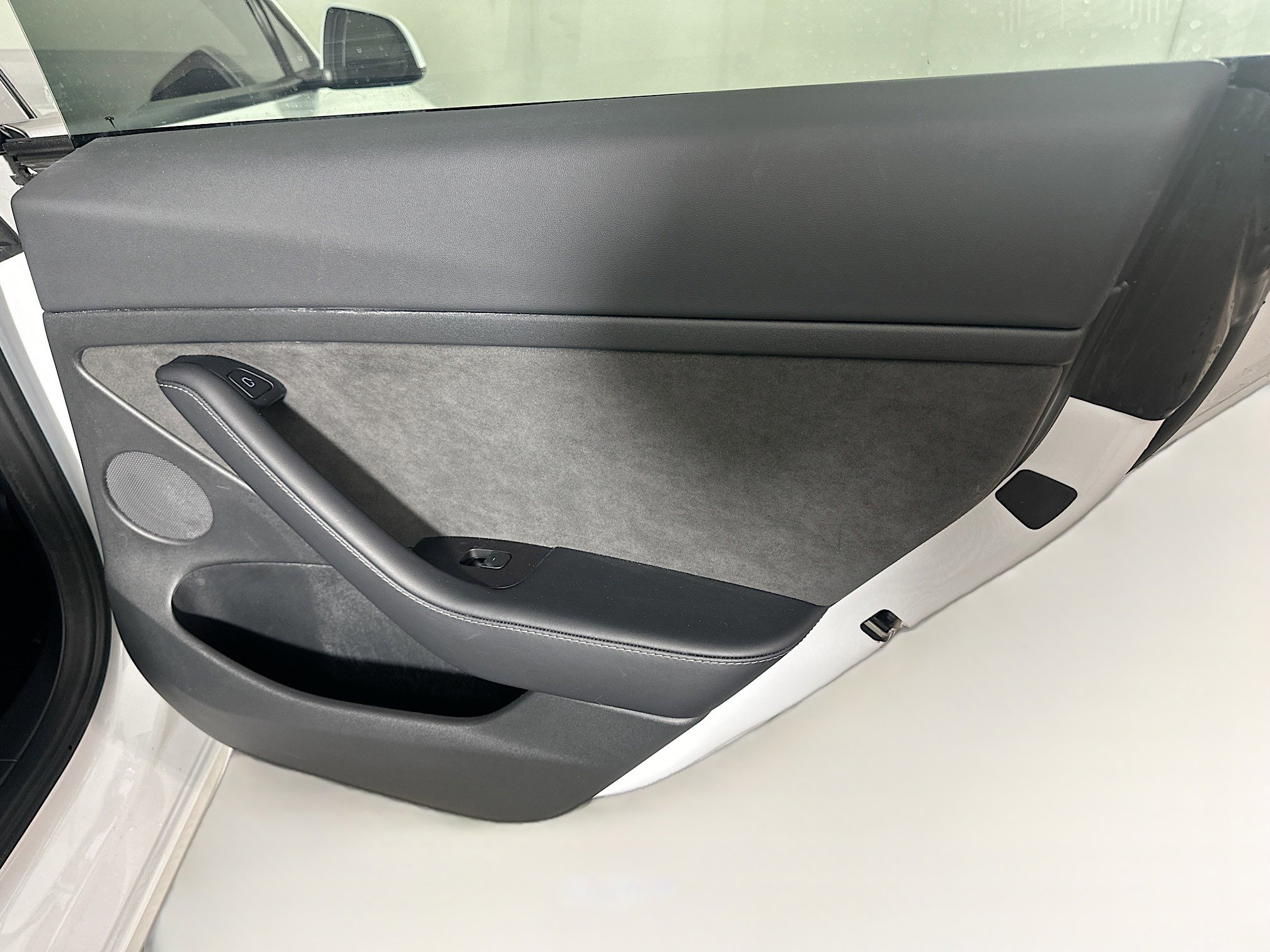 Used 2023 Tesla Model 3 Standard Range image 28