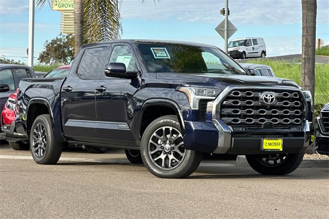 Used 2024 Toyota Tundra Platinum image 3