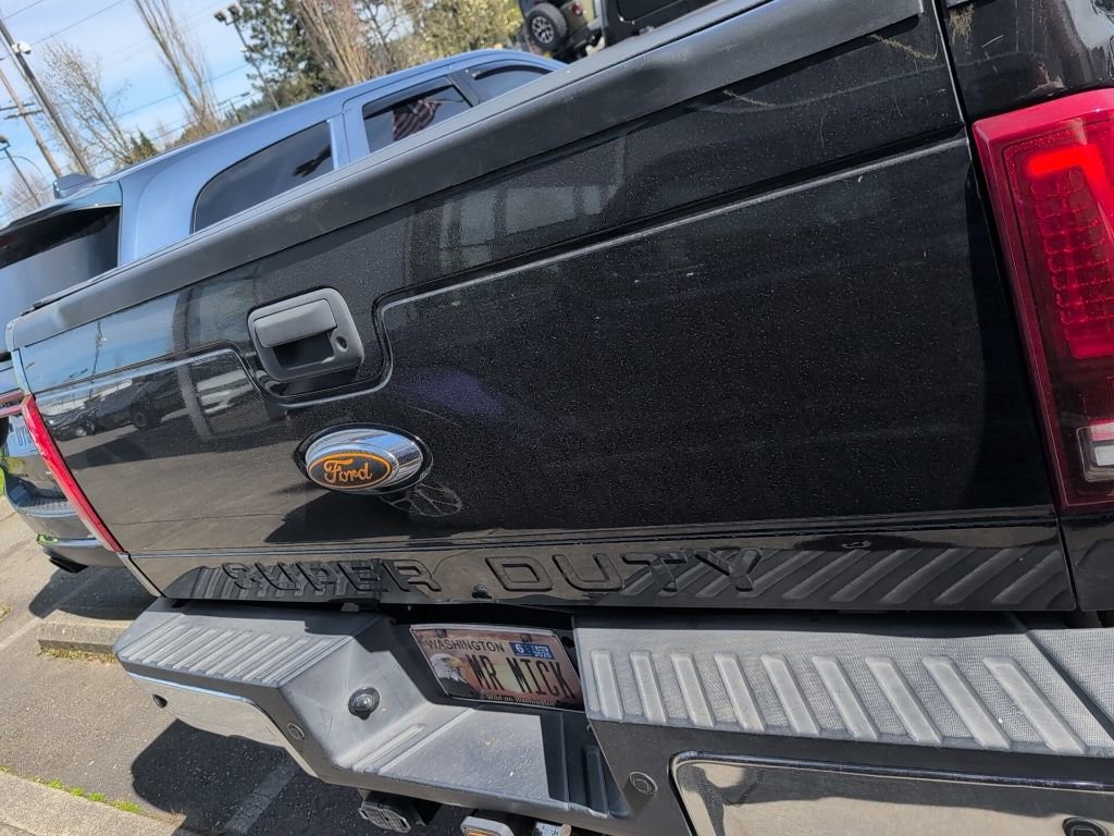 Used 2014 Ford F350 Lariat image 8